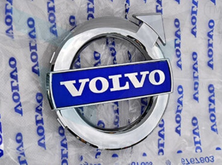 GENUINE NEW VOLVO  FRONT GRILL CHROME BADGE  31383031 image
